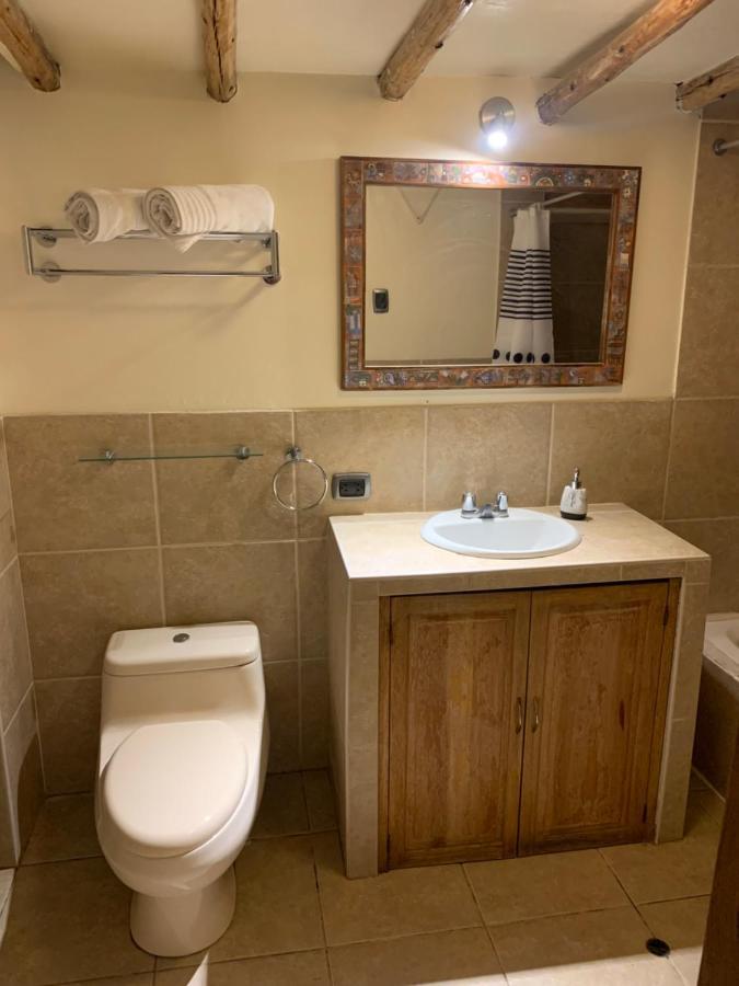 Gaia House Hostal